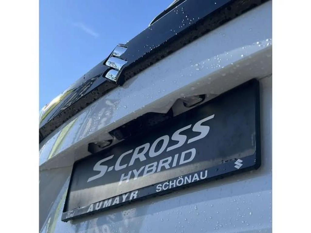 Suzuki S-Cross