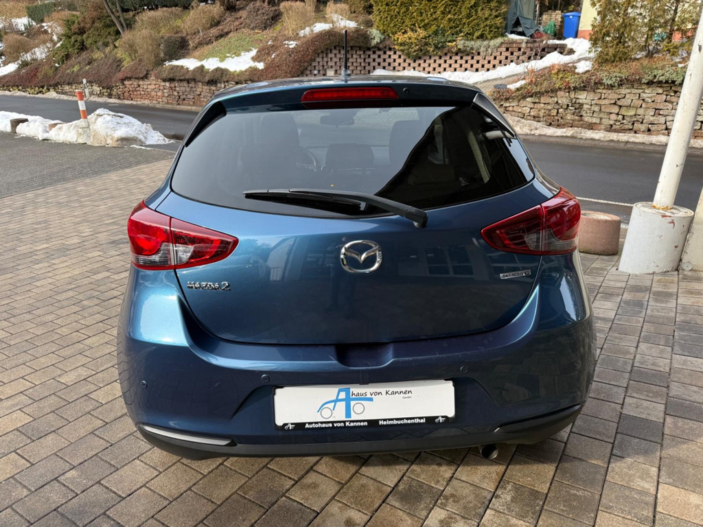 Mazda 2