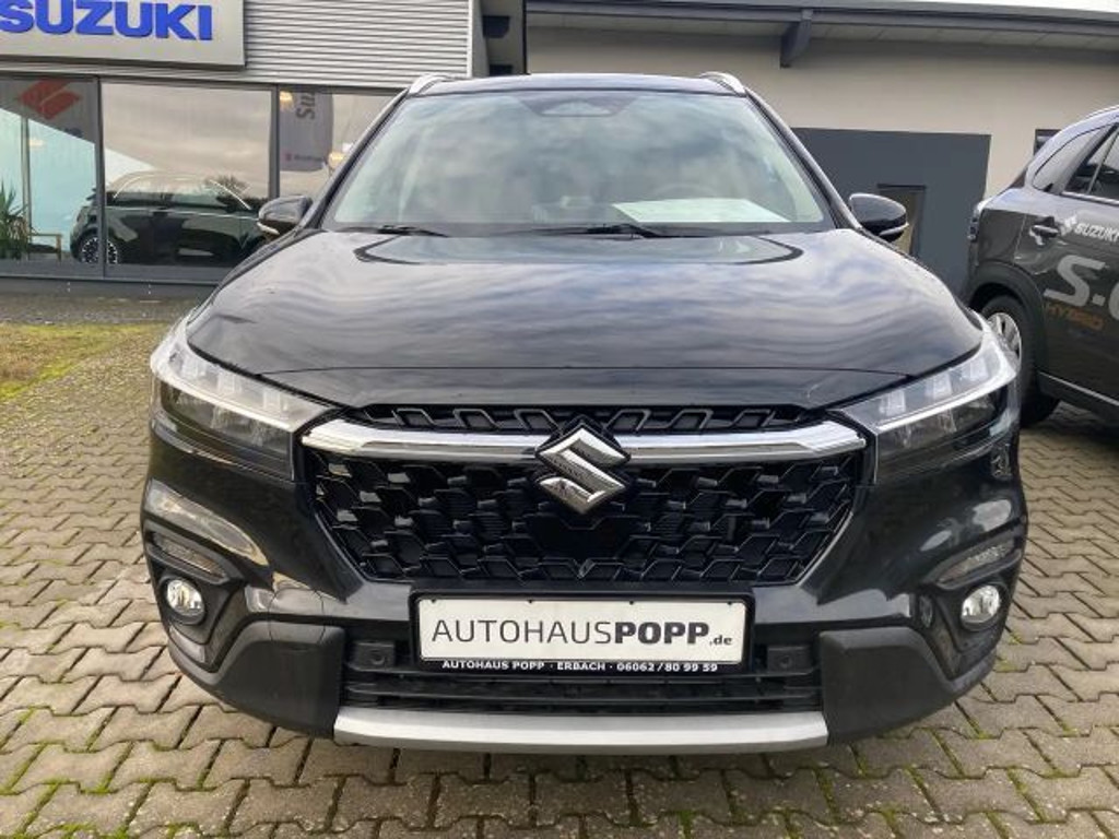 Suzuki S-Cross