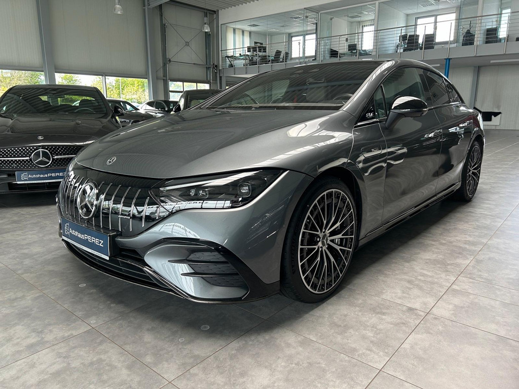 Mercedes-Benz EQE
