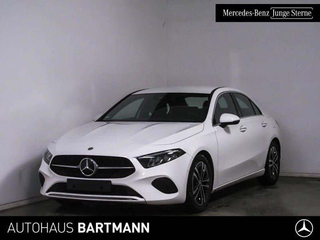 Mercedes-Benz A-Klasse 2024 Benzine