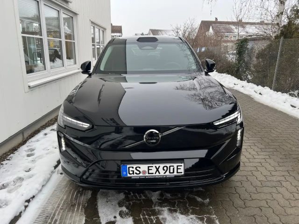 Volvo EX90