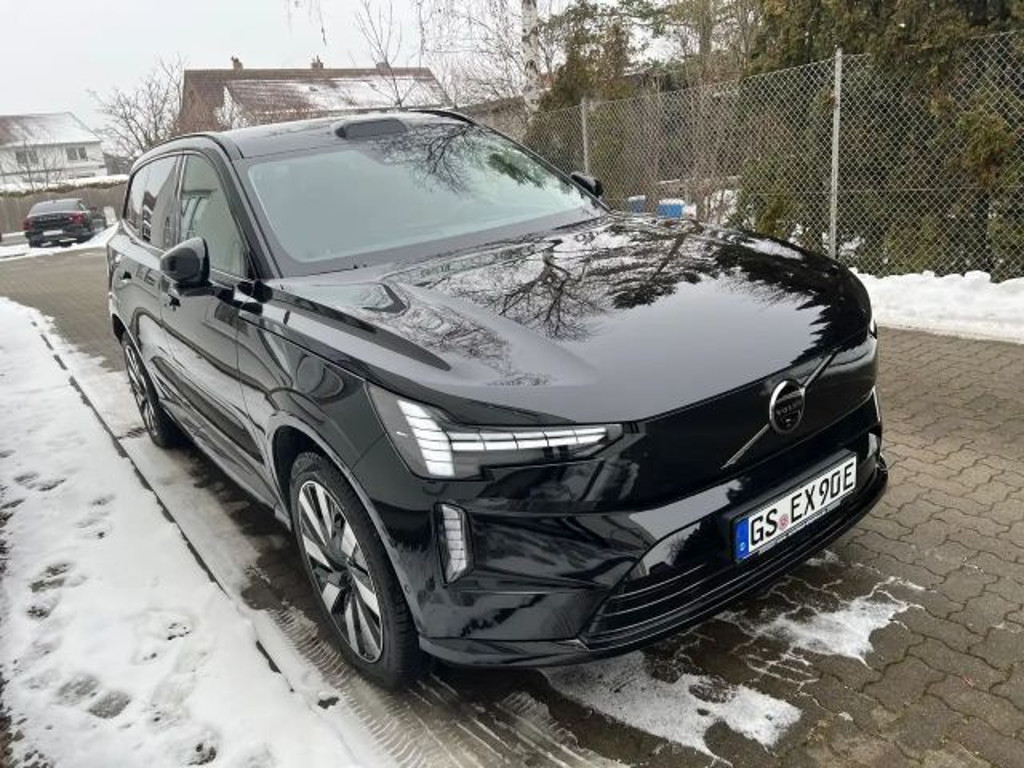 Volvo EX90