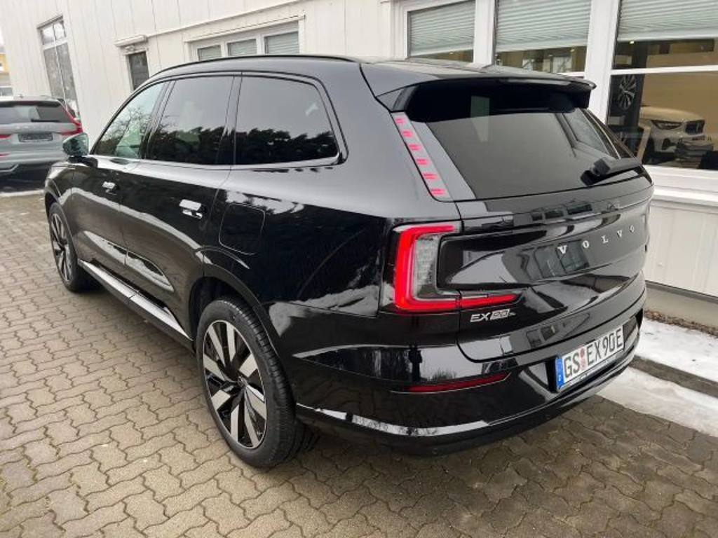Volvo EX90