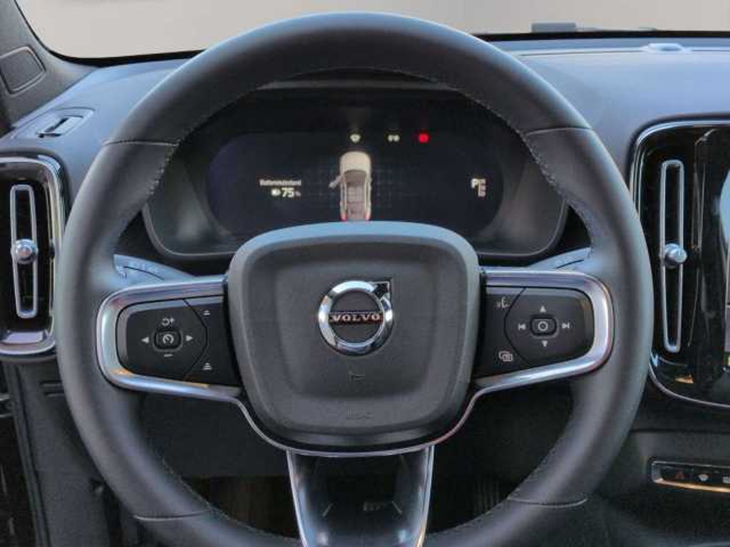 Volvo C40