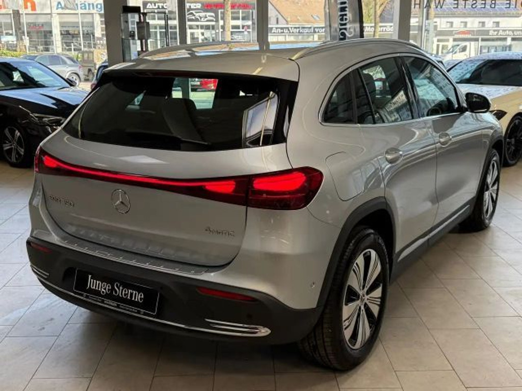 Mercedes-Benz EQA