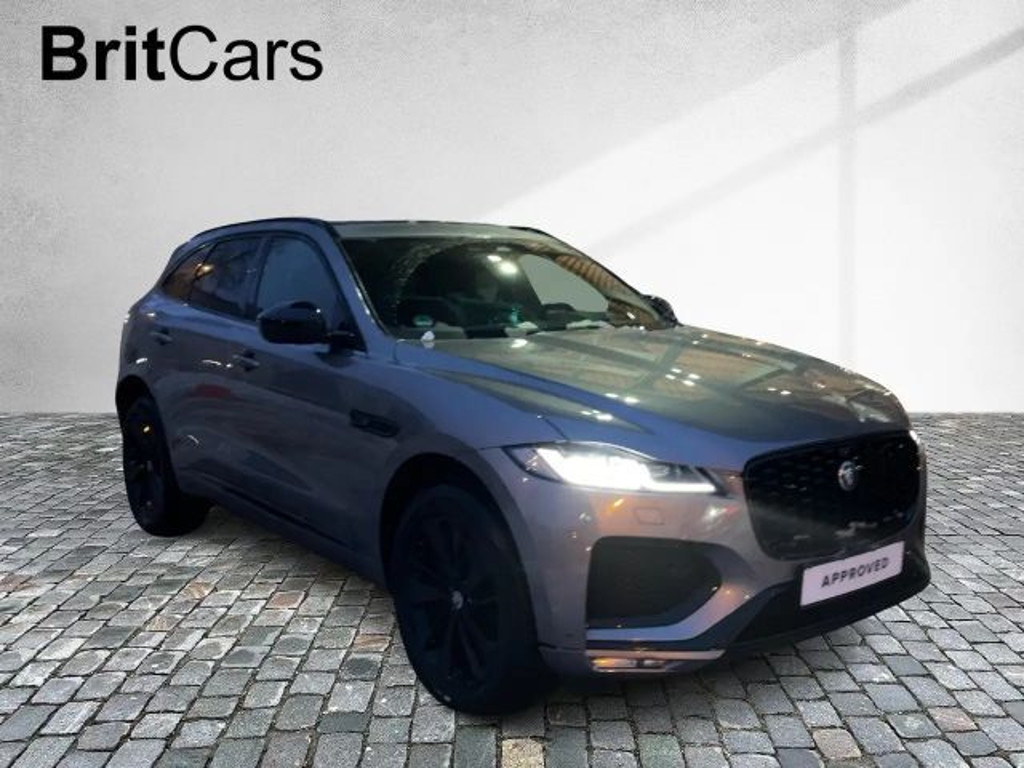 Jaguar F-Pace