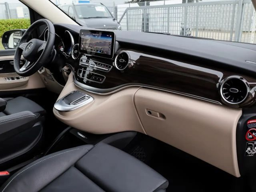 Mercedes-Benz Marco Polo