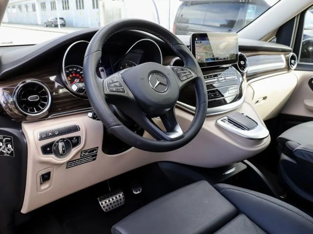 Mercedes-Benz Marco Polo