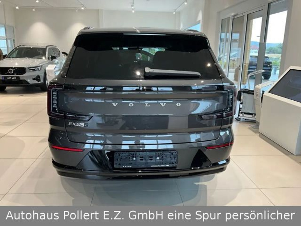 Volvo EX90