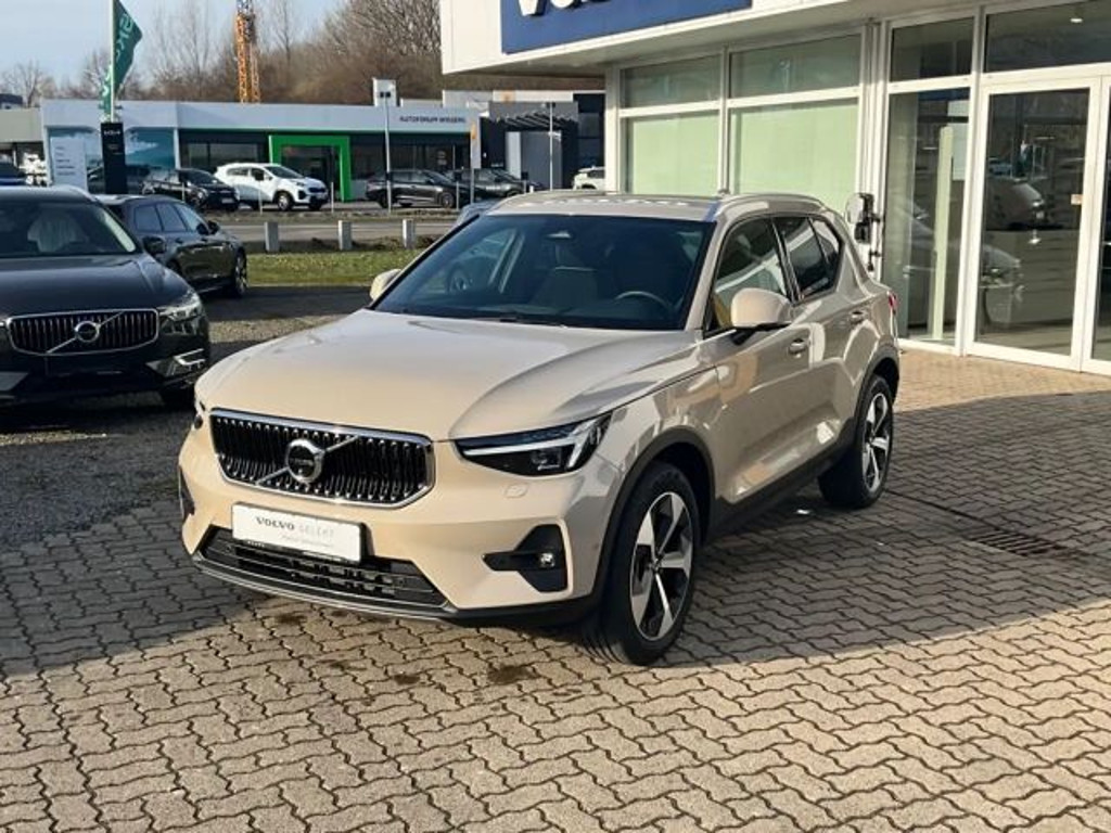Volvo XC40 2025 Benzine