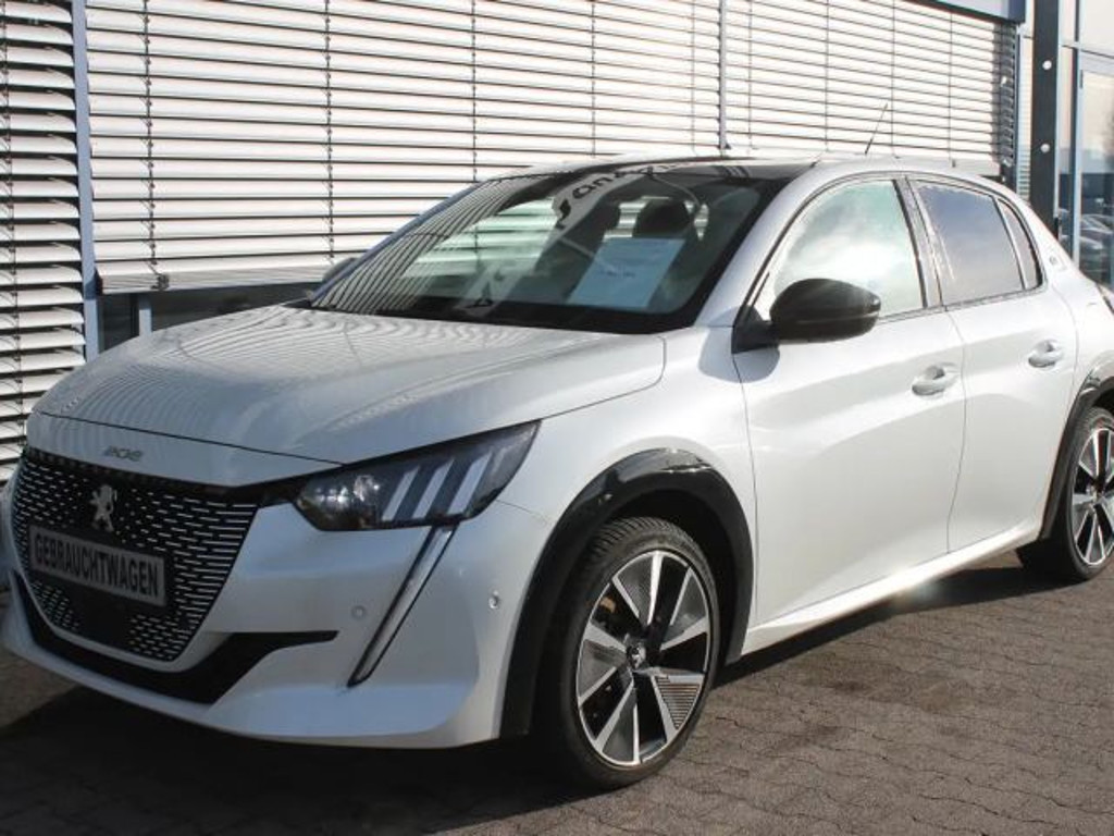Peugeot e-208