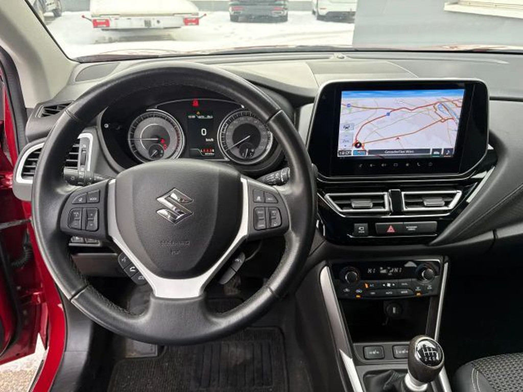 Suzuki S-Cross