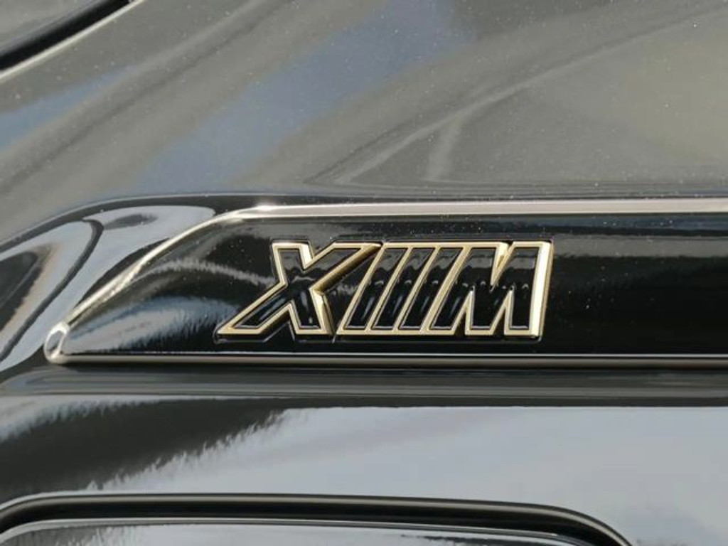 BMW XM