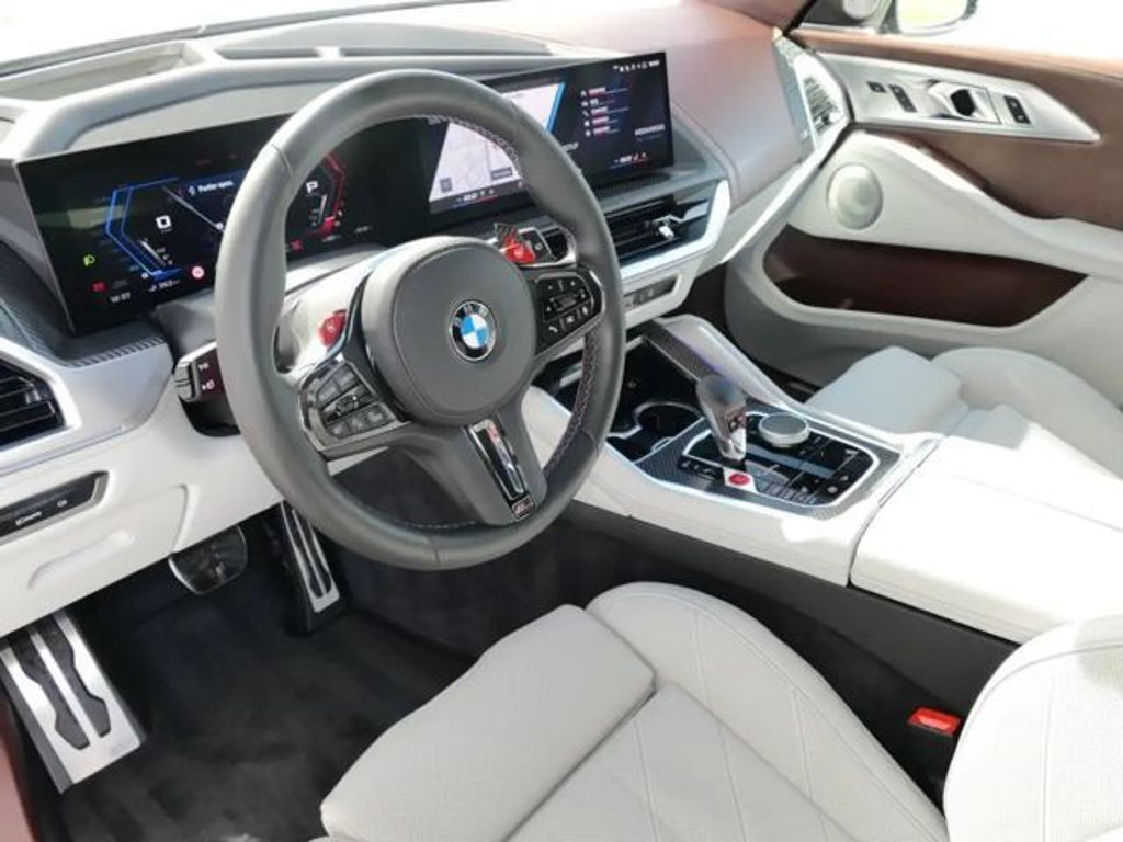 BMW XM