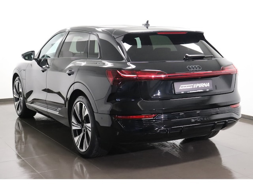 Audi Q8 e-tron