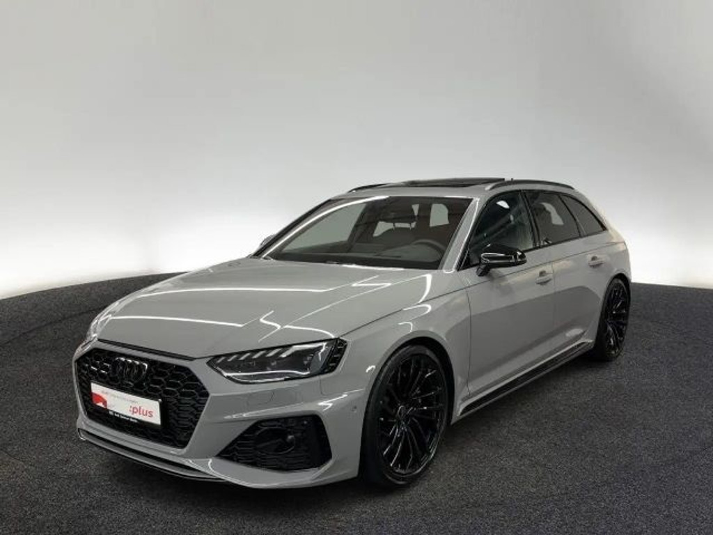 Audi RS4