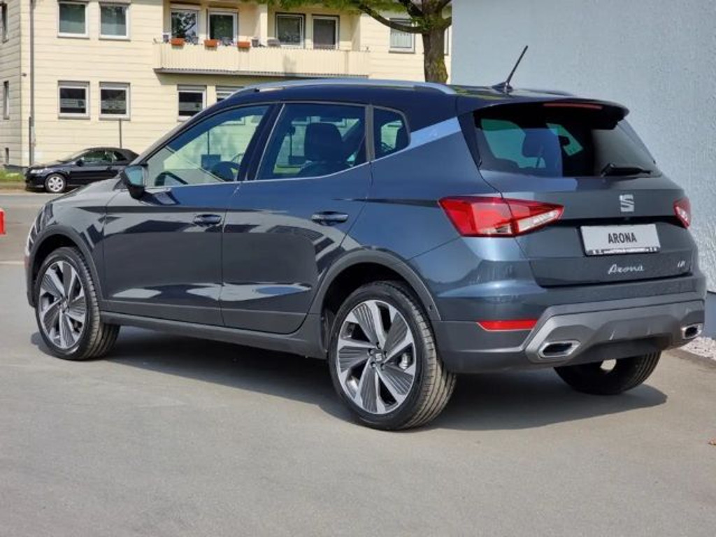 Seat Arona