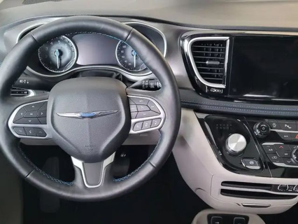 Chrysler Pacifica