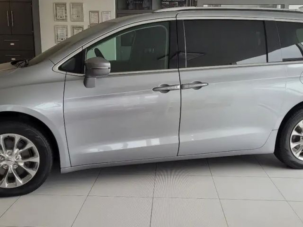 Chrysler Pacifica
