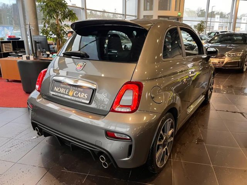Abarth 695