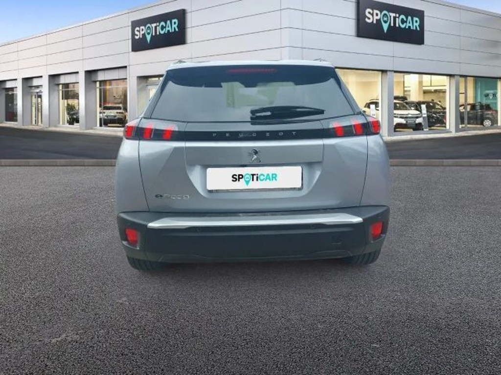 Peugeot e-2008