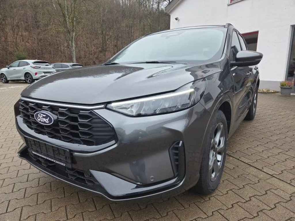 Ford Kuga 2025 Benzine