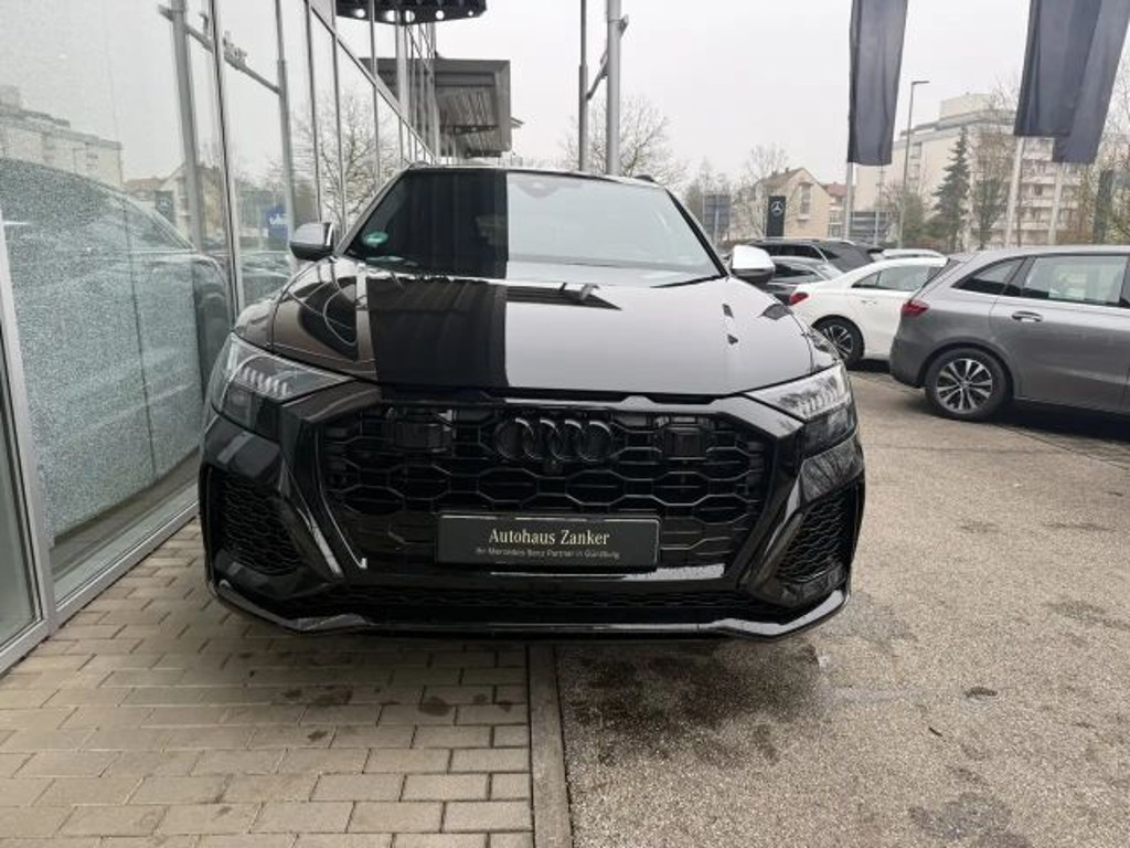 Audi RS Q8