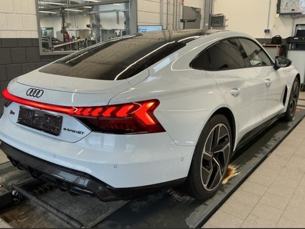 Audi RS e-tron GT