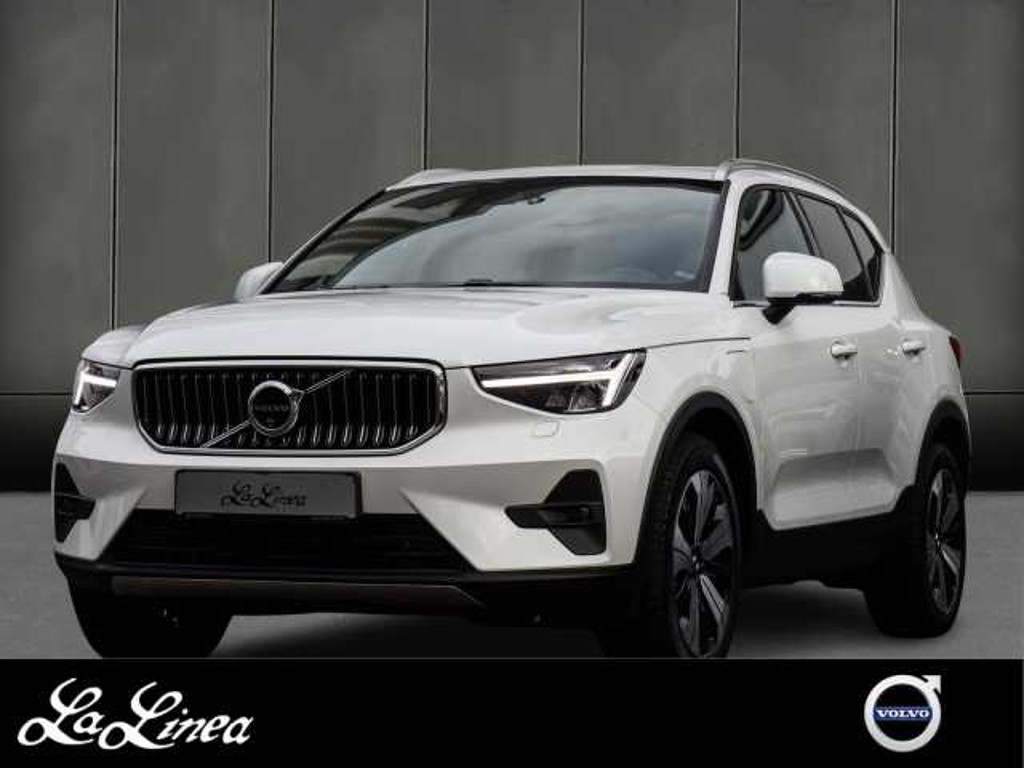 Volvo XC40 2023 Hybride Benzine