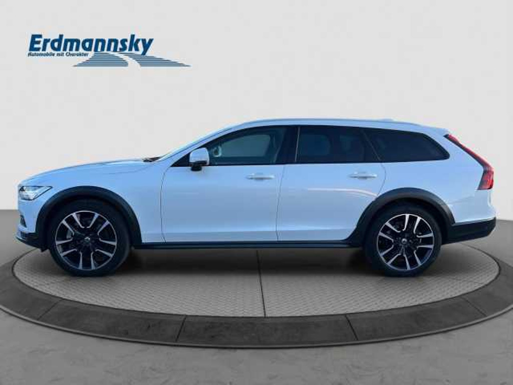 Volvo V90 Cross Country