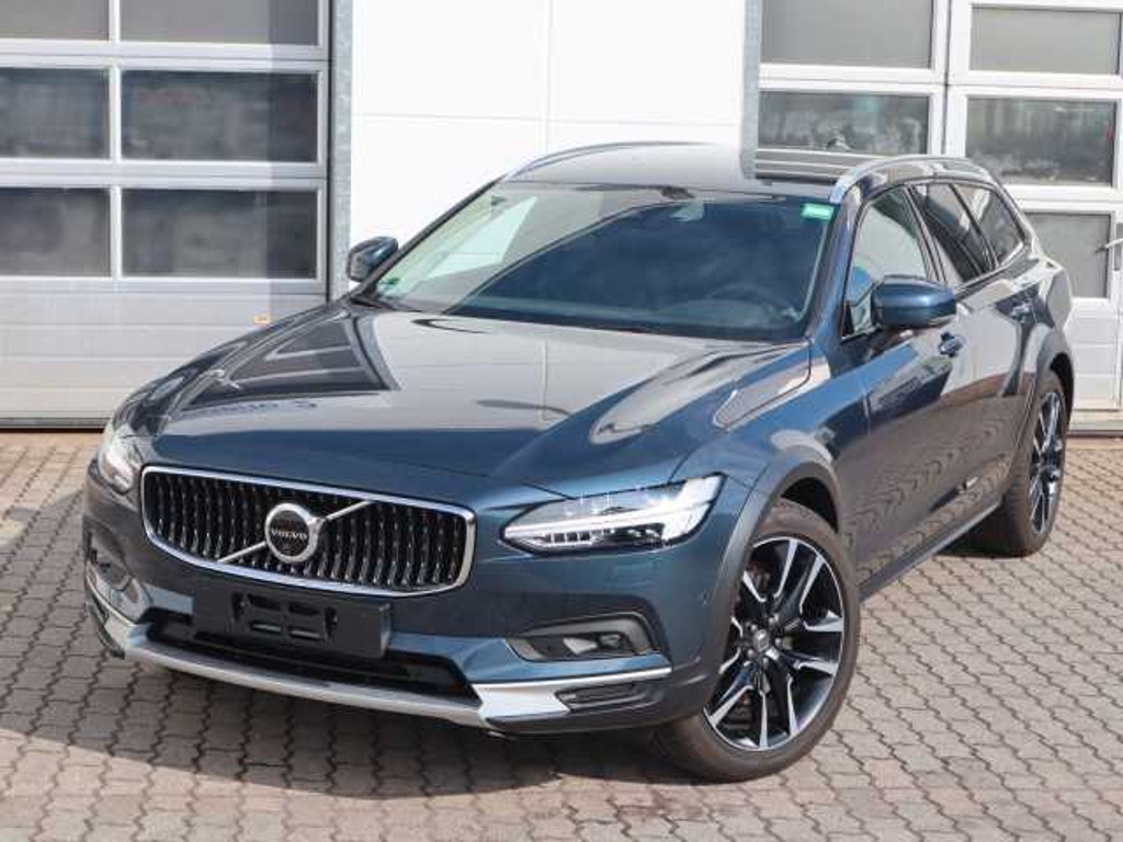 Volvo V90 Cross Country