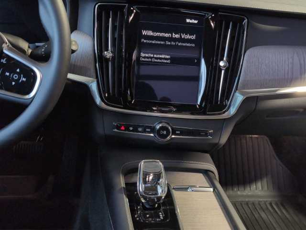 Volvo V90 Cross Country