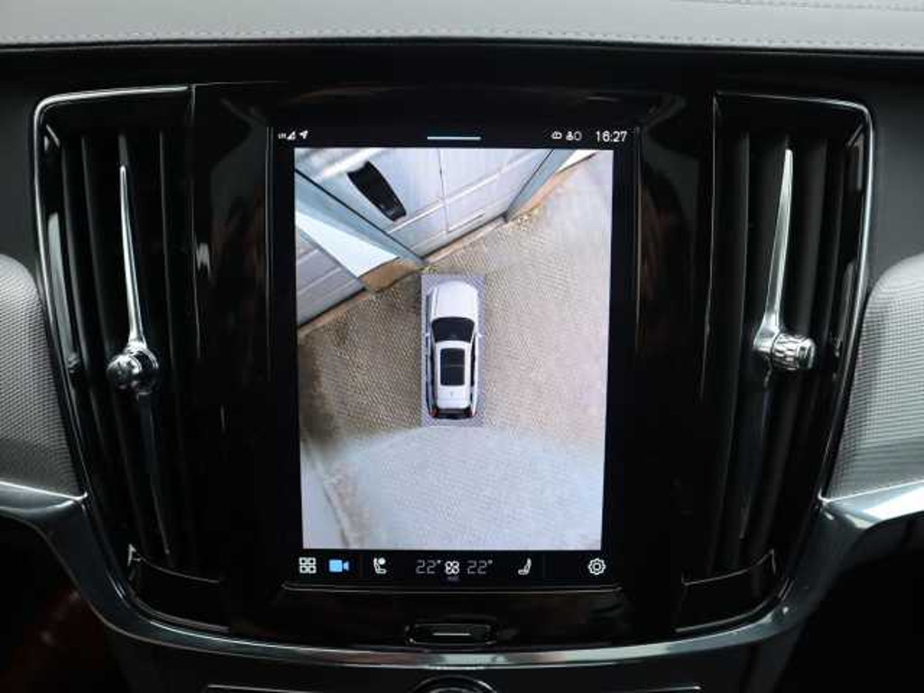 Volvo V90 Cross Country