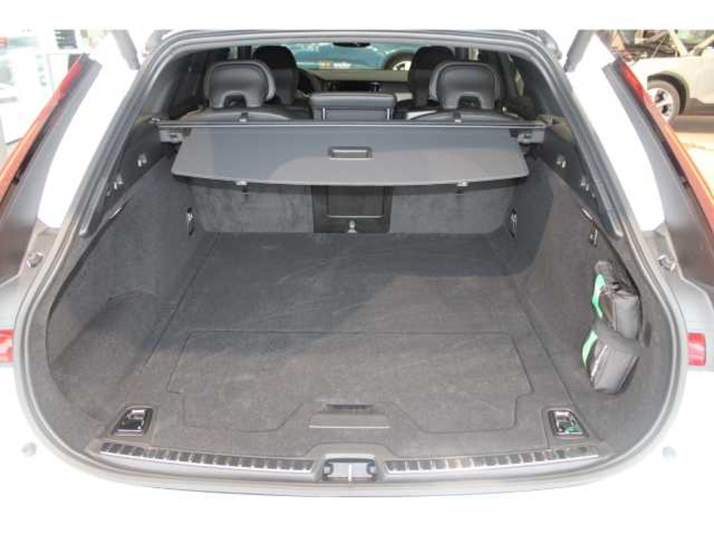 Volvo V90 Cross Country