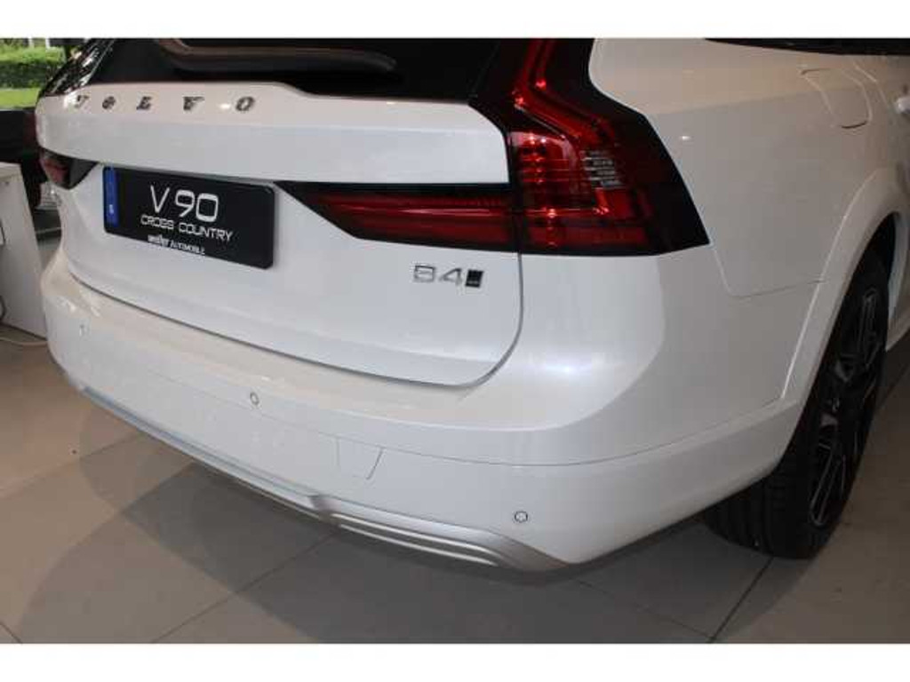 Volvo V90 Cross Country
