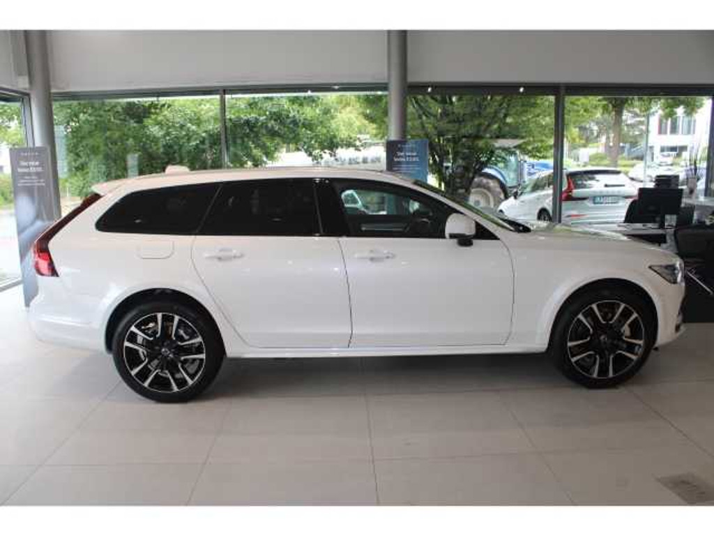 Volvo V90 Cross Country