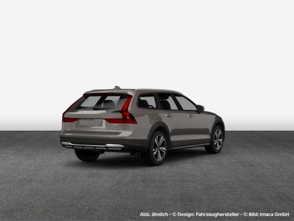 Volvo V90 Cross Country