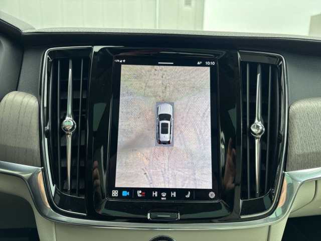 Volvo V90 Cross Country