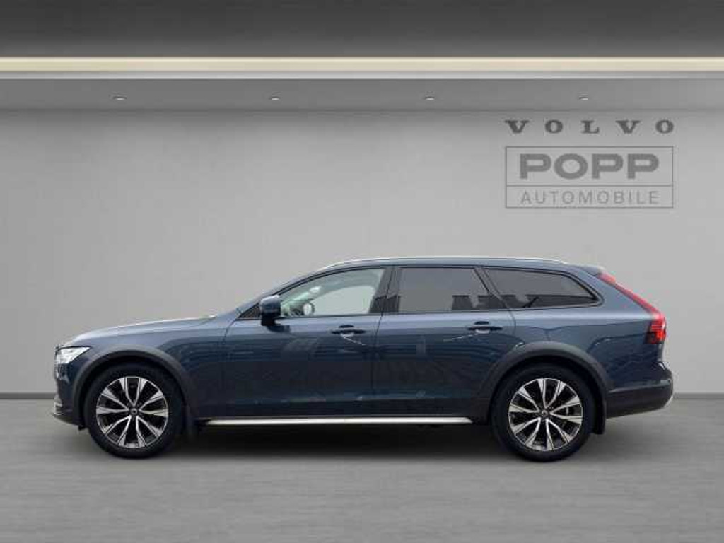 Volvo V90 Cross Country