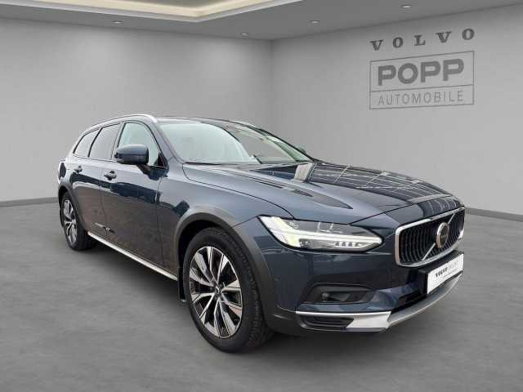 Volvo V90 Cross Country