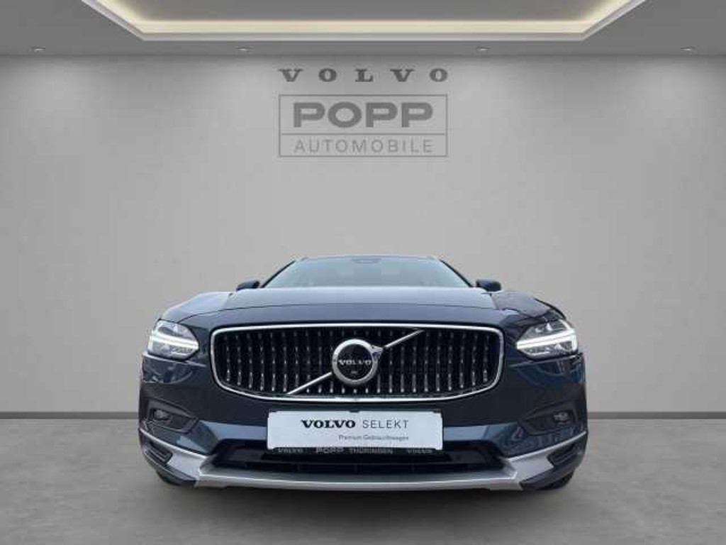 Volvo V90 Cross Country