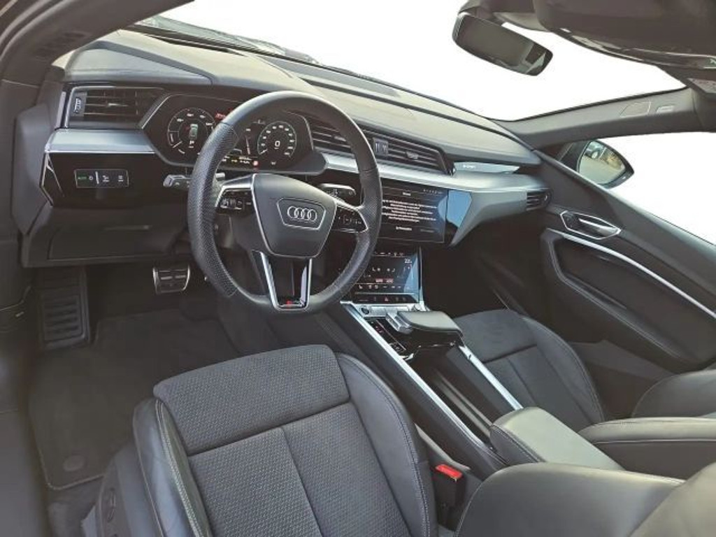 Audi Q8 e-tron