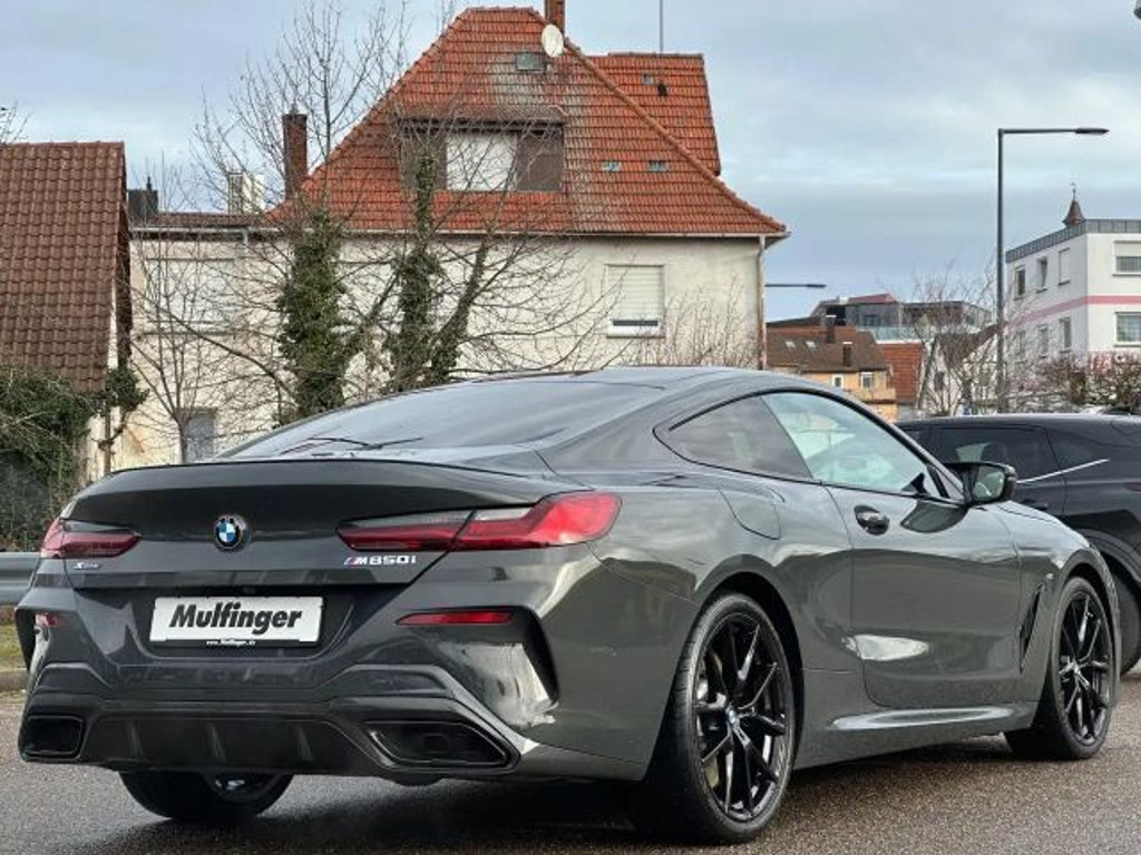 BMW M850