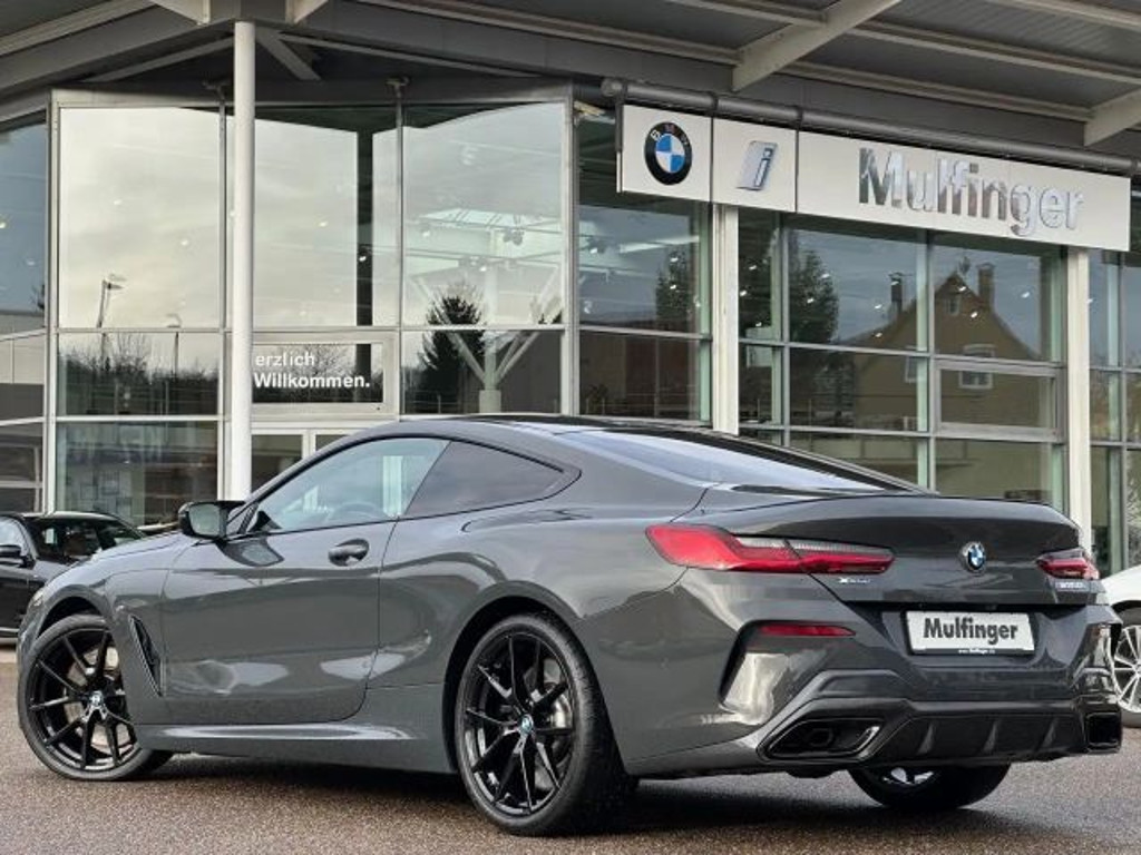 BMW M850