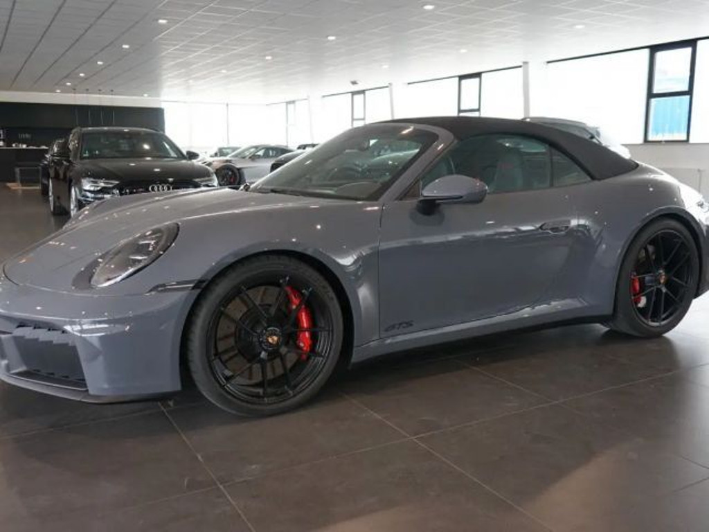 Porsche 992