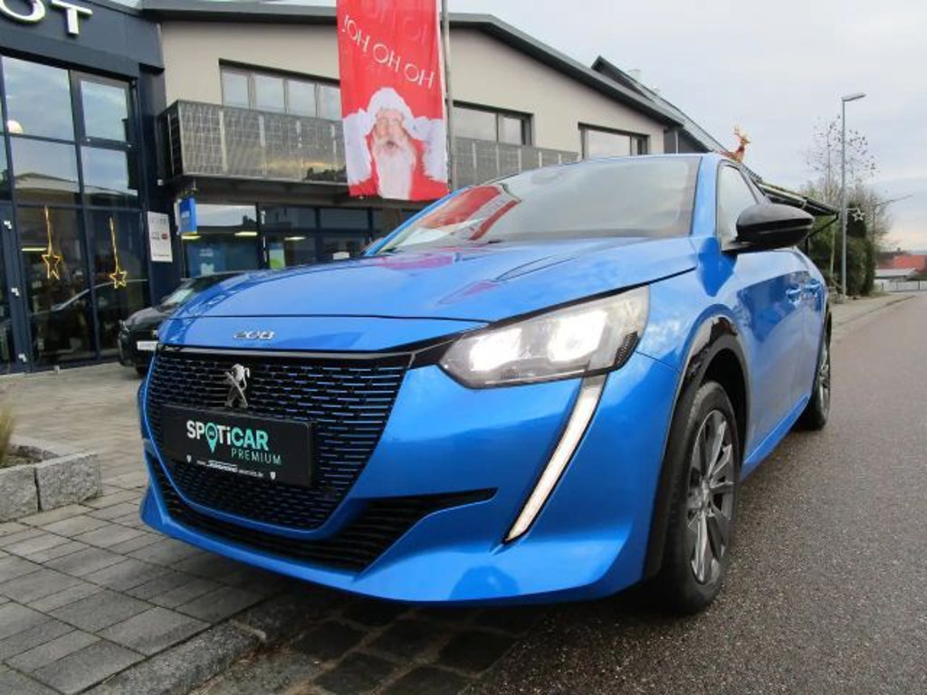 Peugeot e-208