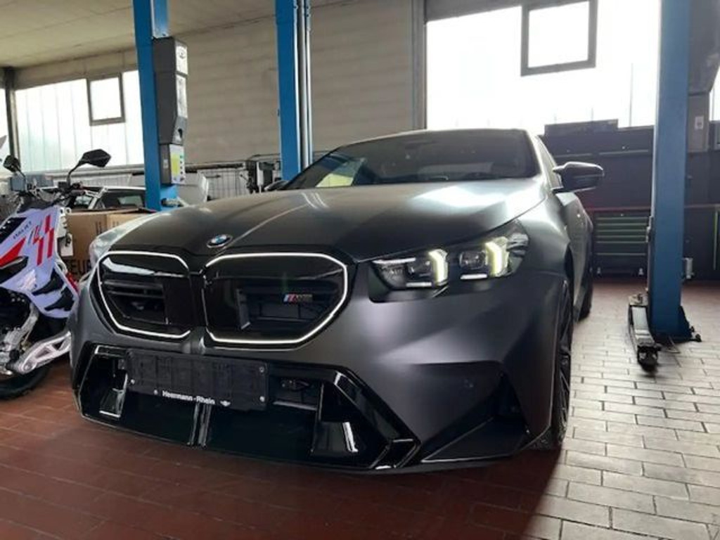 BMW M5