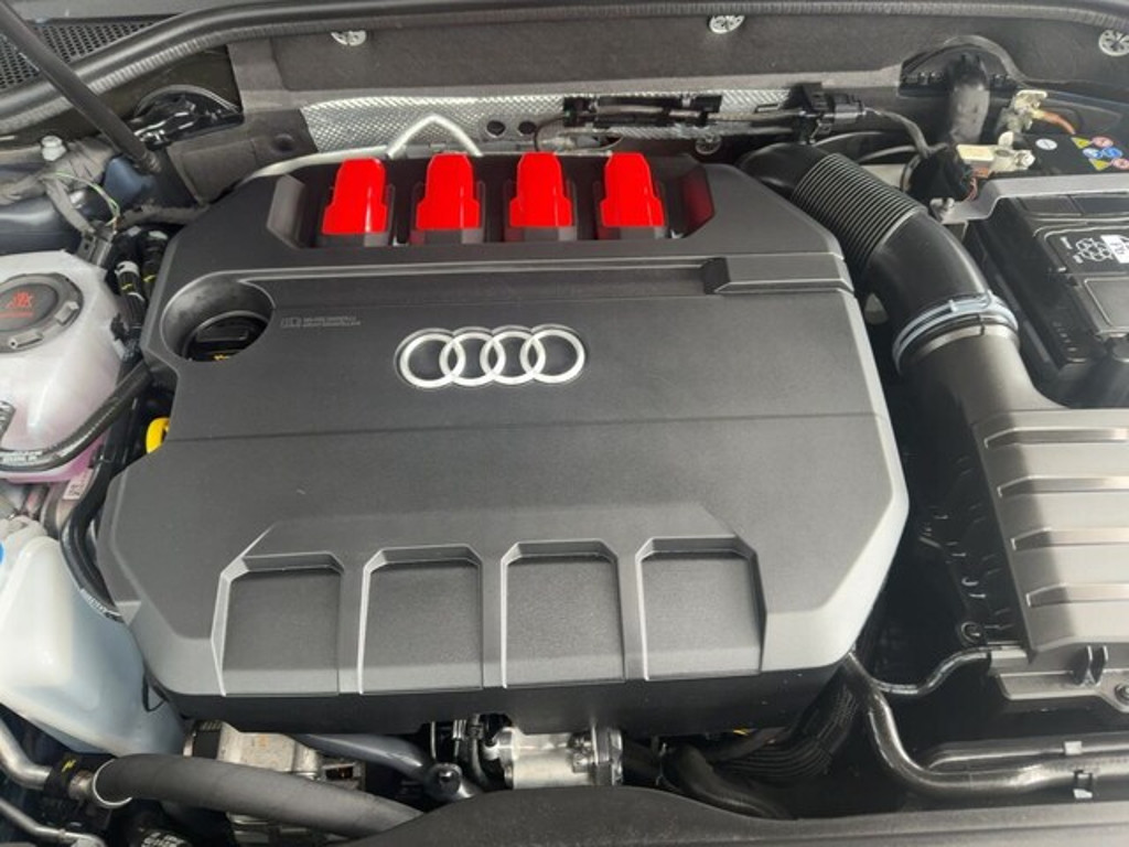 Audi SQ2
