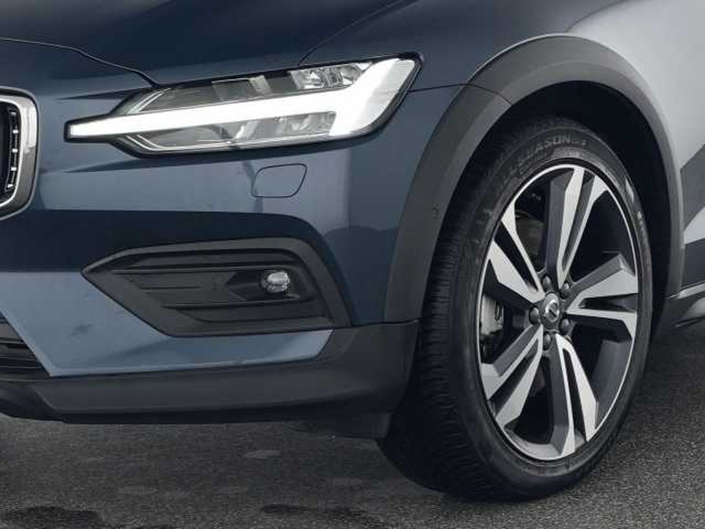 Volvo V60 Cross Country